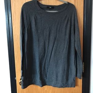 Women’s LARGE charcoal gray crew neck sweater